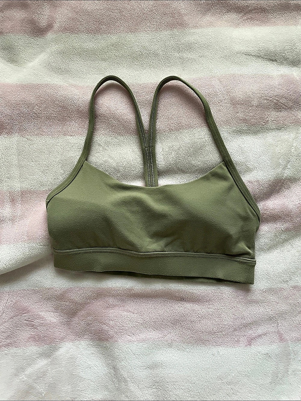 lululemon Free to Be Bra Green Sports Bra Size 2